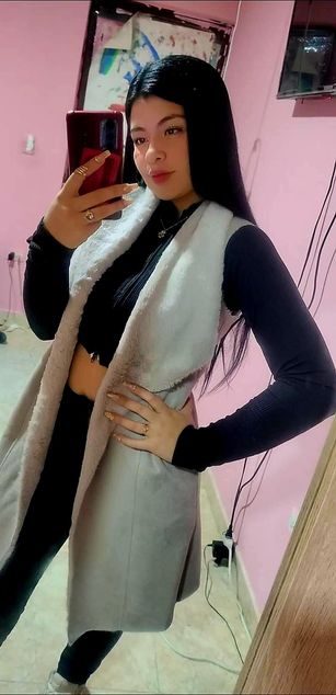 Model - Afrodita squirt