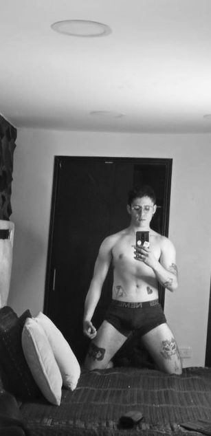 Model - Antonello Vanucci blowjob