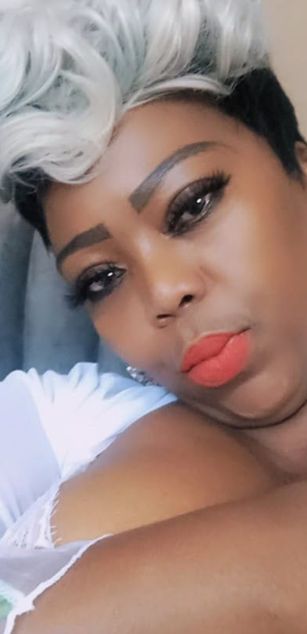 Model - SexyBustyWendy bigboobs