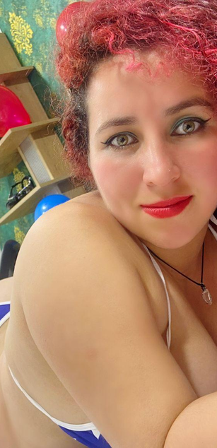 Model - Isabela Park curvy