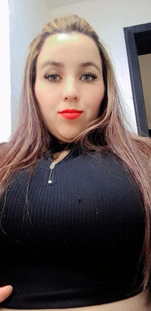 Model - Isabela Park curvy