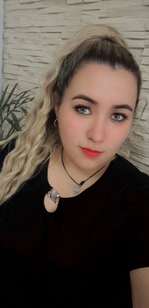 Model - Isabela Park curvy