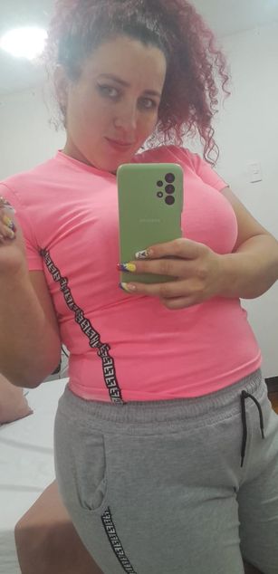 Model - Isabela Park curvy