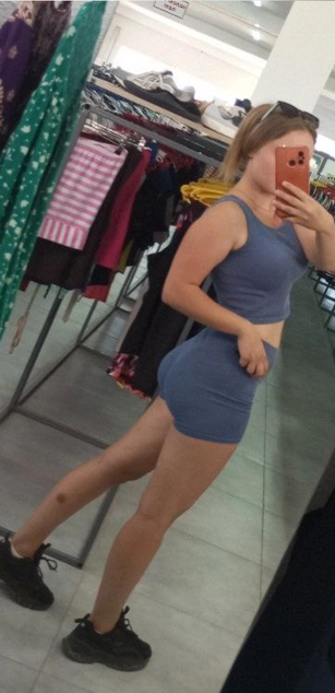 Model - Malinka23 girl