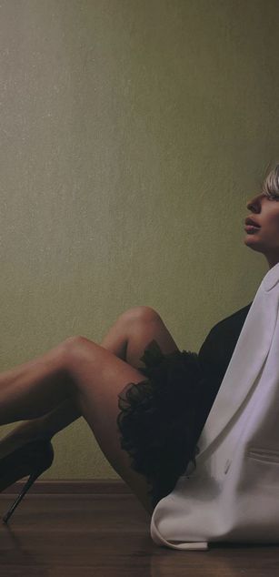 Model - MisstressHanna feet