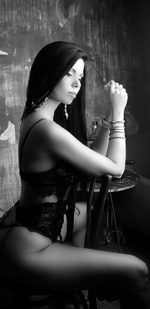 Model - Angelinna tattoos