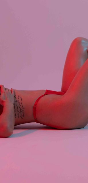 Model - CamilleOwnes blowjob