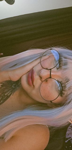 Model - coraline sexy