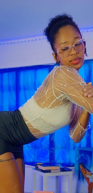 Model - I am Sel striptease