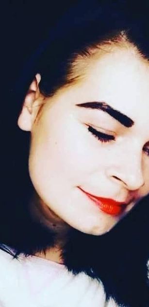 Model - Muroslava Sonce