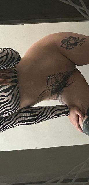 Model - rouse foster bigtits