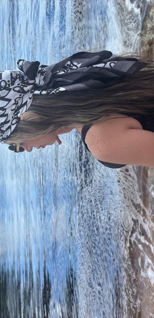 Model - Veronica Hot blowjob