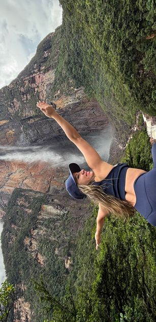 Model - Veronica Hot blowjob