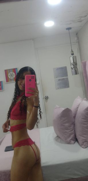 Model - Eimy Sanchez blowjob