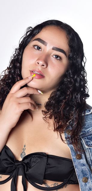 Model - Ayla_martinez deepthroat