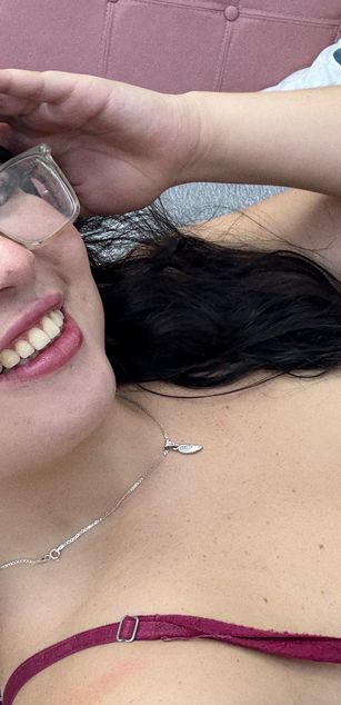 Model - Anahi Vega 18