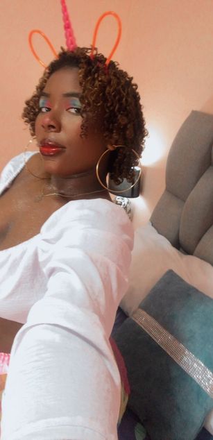 Model - Nany Moreno deepthroat