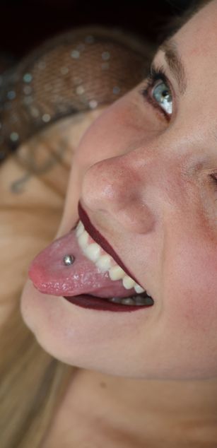 Model - AnalBelleC teen