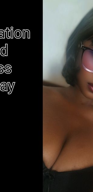 Model - SexyShan milf