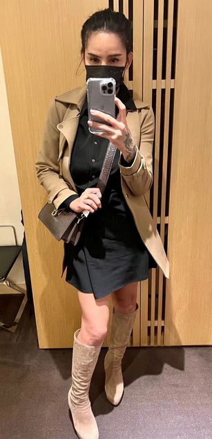 Model - MadocVentura striptease