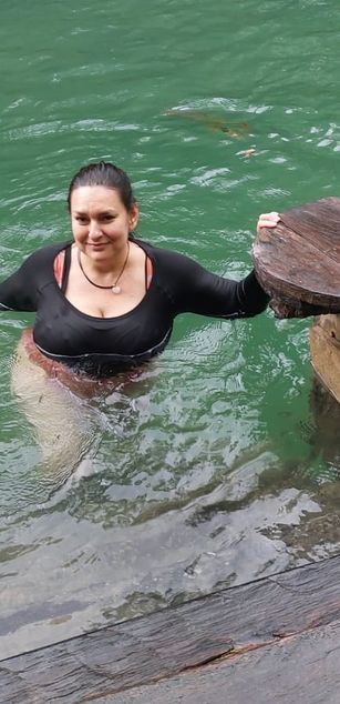 Model - Selene curvy