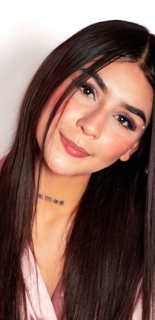 Model - Violet Blaze blowjob