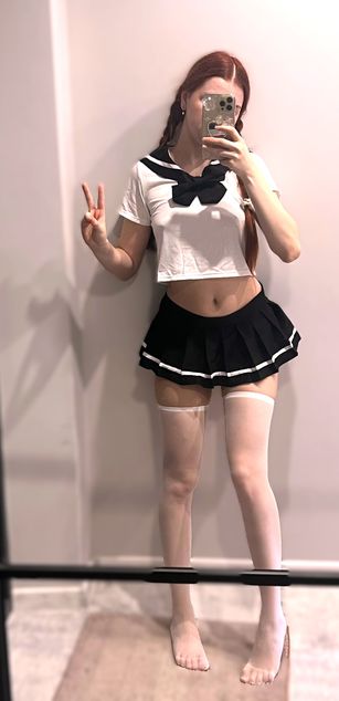 Model - Pretty Betty deepthroat