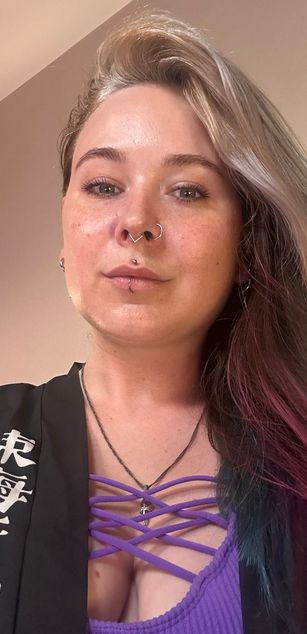 Model - MarlaShine blowjob