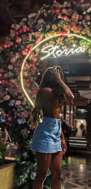 Model - Michelle Pose roleplay