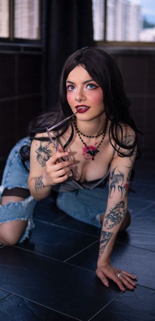 Model - abby_jones deepthroat