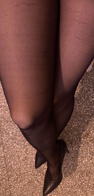 Model - Heidy Kung blowjob