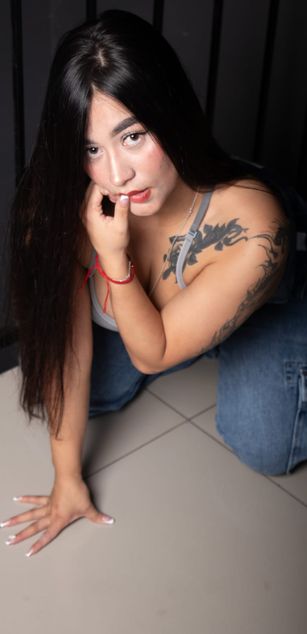 Model - Lexxiee Haze sexy