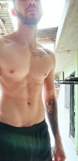 Model - Adam_Nixon couple