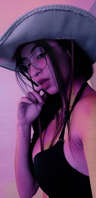 Model - Alana Martinez roleplay