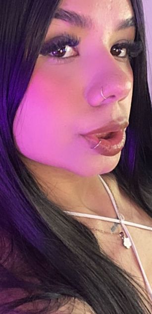 Model - VioletGrace sexy