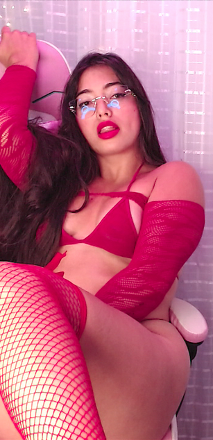 Model - DayannaSweet toys