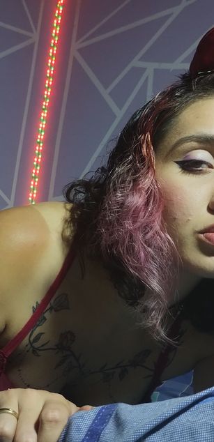 Model - Kisha Cute blowjob