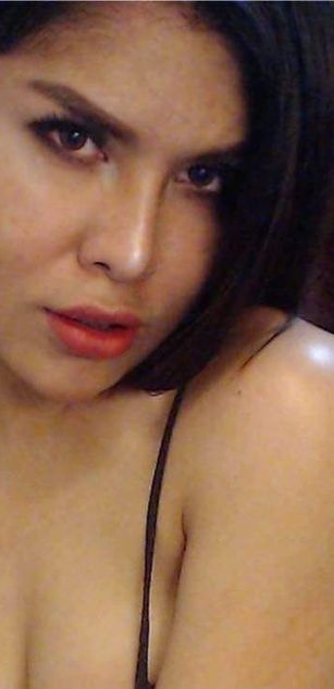 Model - MADOCVENTURA striptease