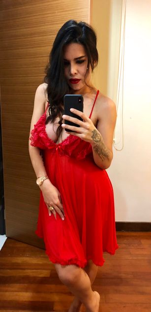 Model - MadocVentura striptease