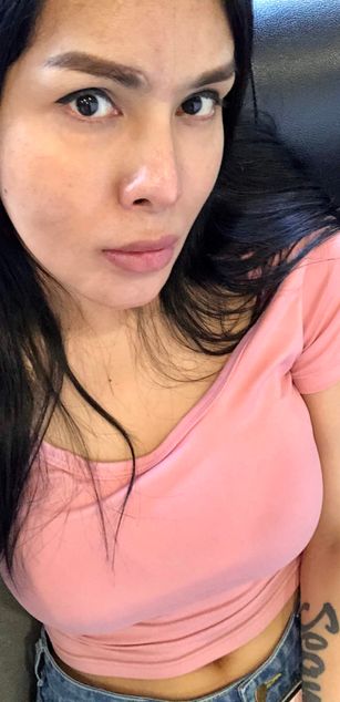 Model - MadocVentura striptease