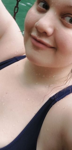 Model - Nina Baena deepthroat