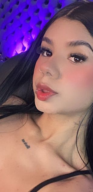 Model - VioletGrace sexy