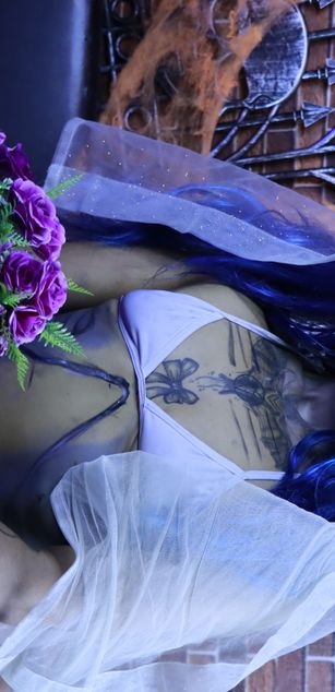 Model - koralinemiller bigboobs