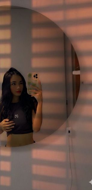 Model - Sekhmet_ squirt