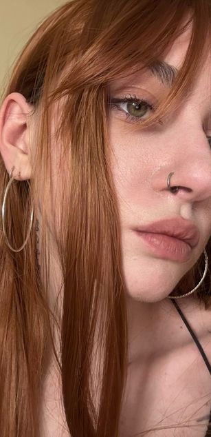 Model - mary jane horny