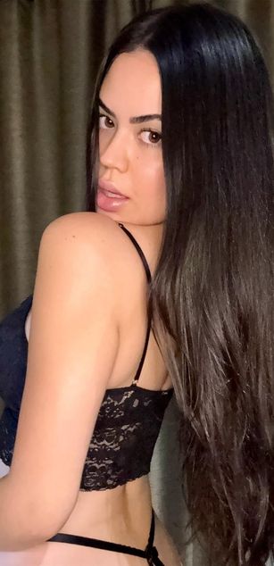 Model - Maysha dirtytalk