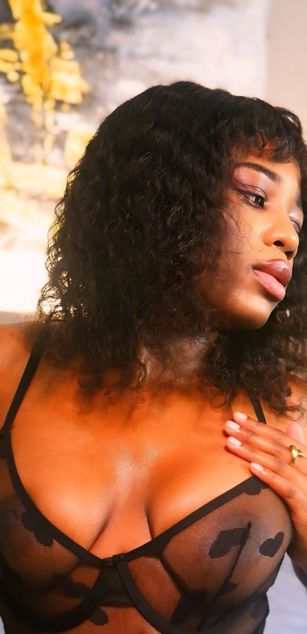 Model - EbonySalmie roleplay