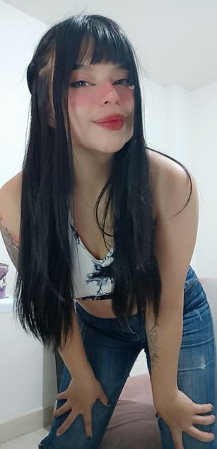 Model - ariakyubi petite