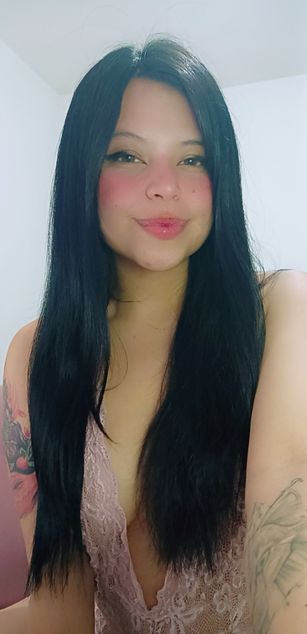 Model - ariakyubi petite