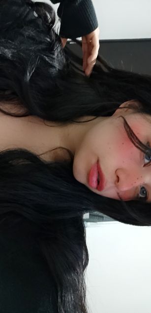 Model - ariakyubi petite